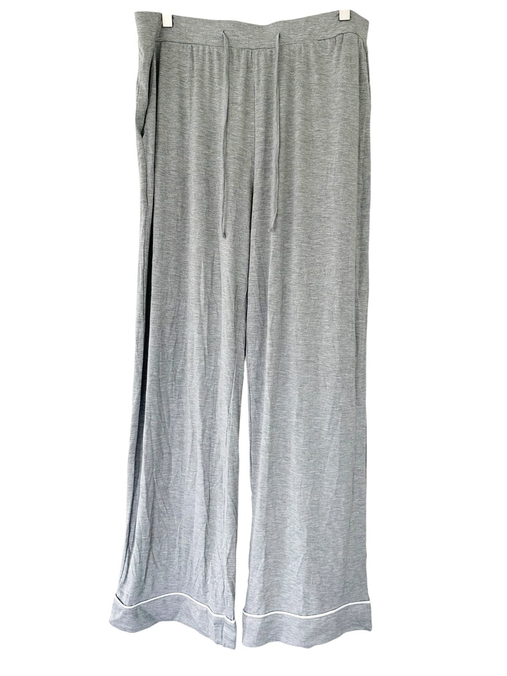 Cozy Earth • Bamboo Stretch-Knit Pajama Pant - Picture 2 of 11